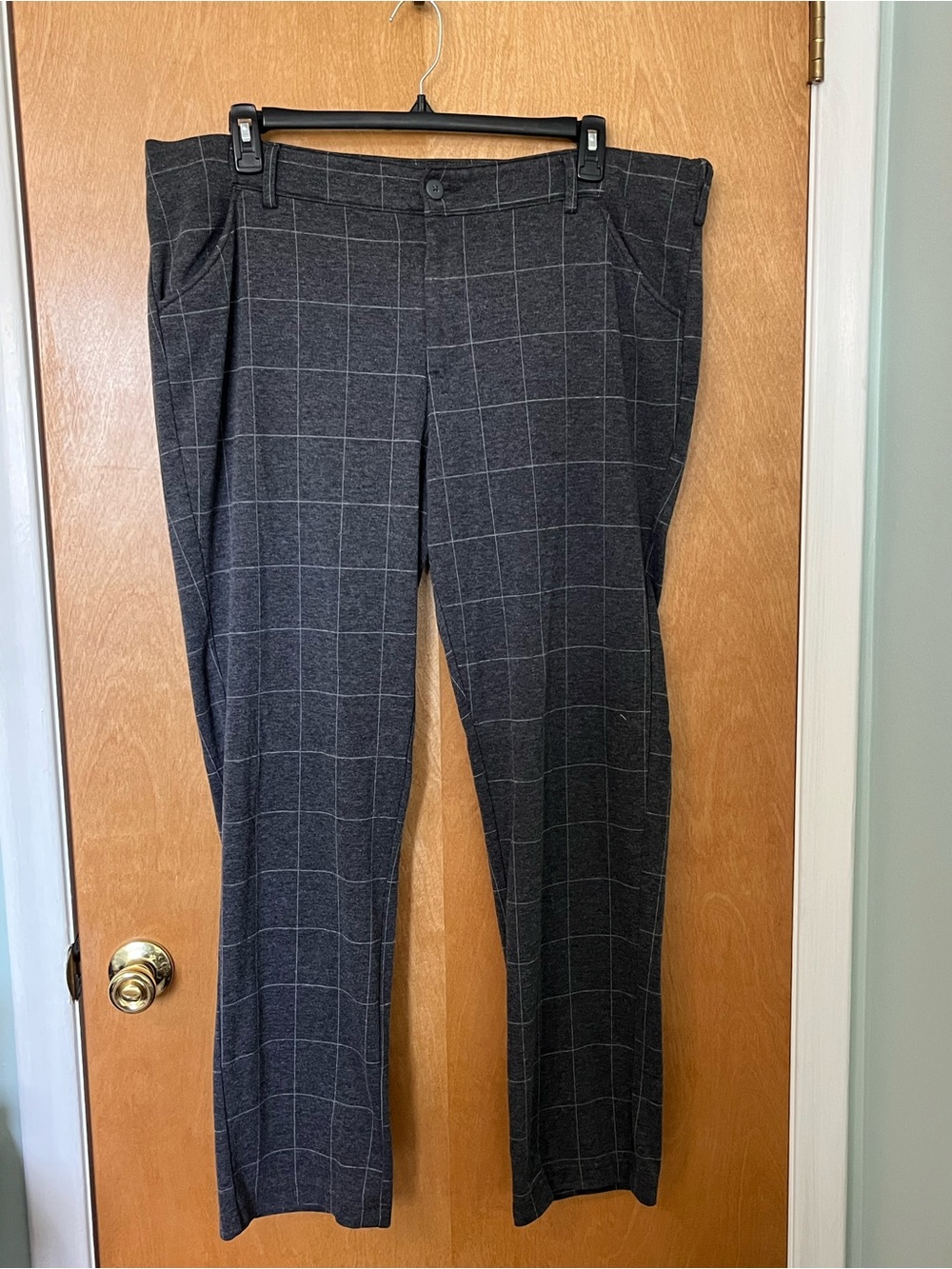 Lee Riders Women’s Size 22M Straight-Leg Gray Windowpane Dress Pants